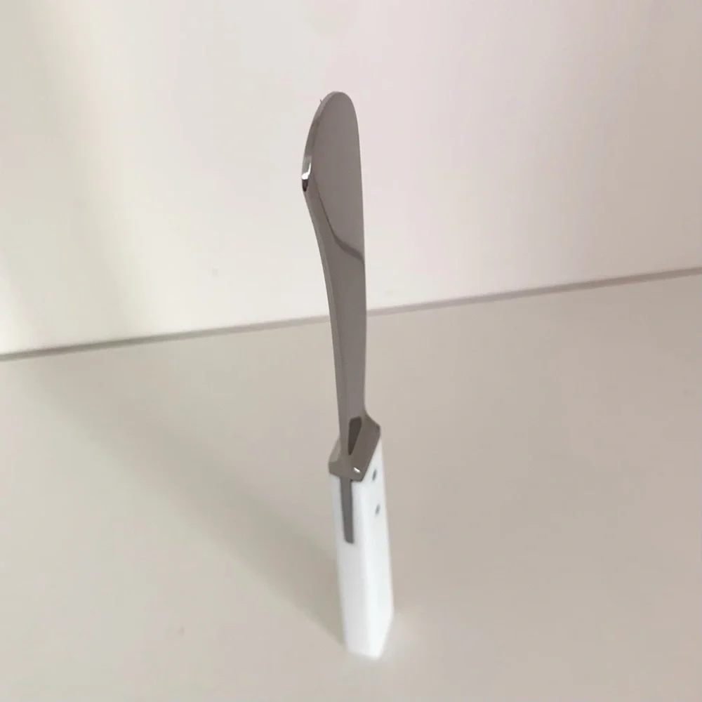 NWOT  Ralph Lauren 18/10 stainless steel butter knife